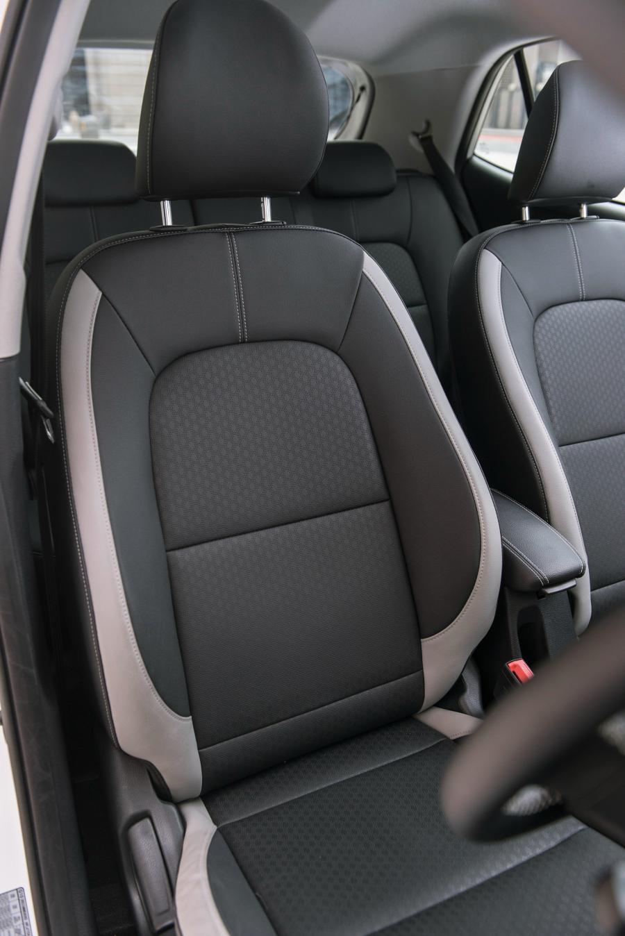 Интерьер Kia Picanto 2017 года  (ZA) (фото 27 из 40)